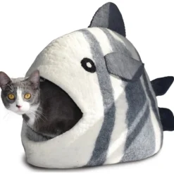 Nordic Wool Fish Hideaway
